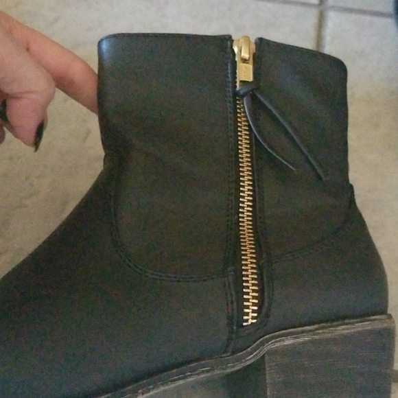Ankle Boots - Picture 6 of 8